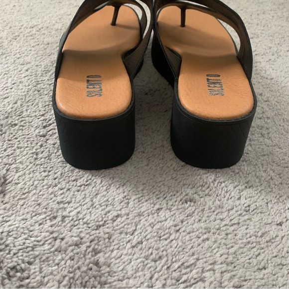 SILENT D Undonestto Platform Slide Sandal - Picture 9 of 9